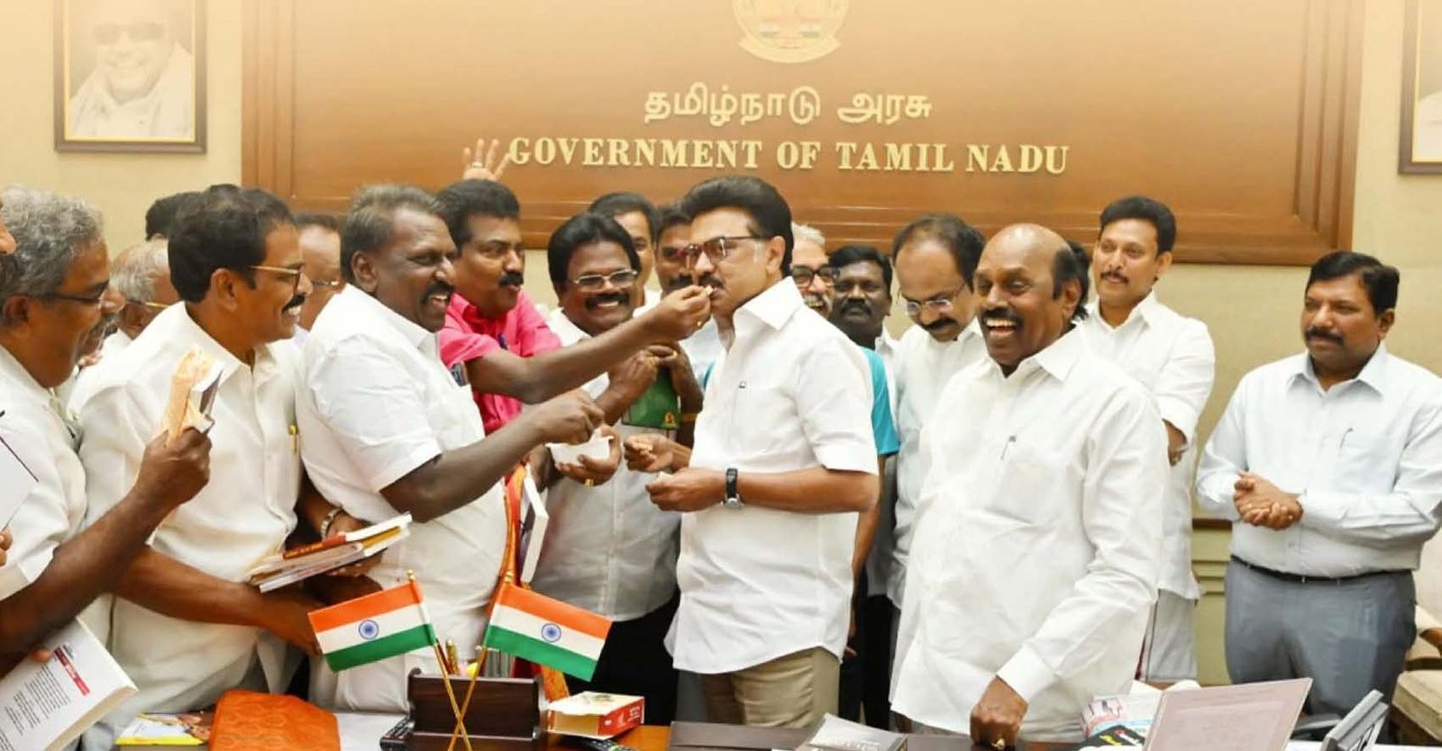 அரசு அலுவலர்களுக்கு புதிய ஓய்வூதிய  திட்டம்: முதல்வர் ஸ்டாலின் அறிவிப்பு